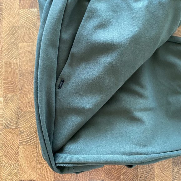 ONLY ECO-FRIENDLY CARGO PANTS - Picture 7 of 9